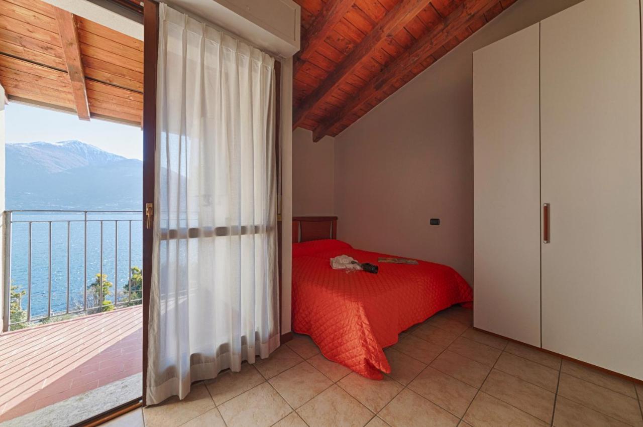 2-Bedroom Lakeview Apartment At The Lake Acquaseria Exterior foto